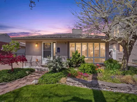 22445 Lange, Saint Clair Shores, MI 48080