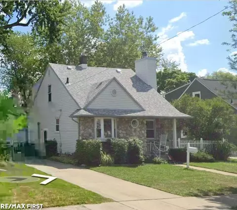 1864 Bacon, Berkley, MI 48072