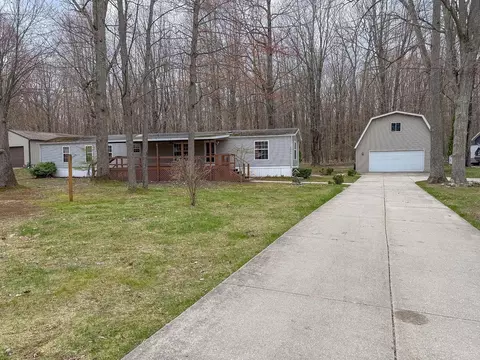 2531 Cherry Grv, Harrison, MI 48625