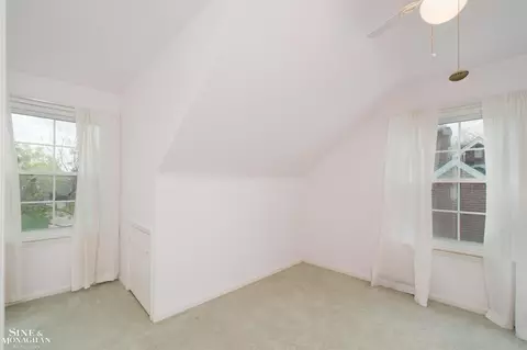 Bedroom - 1726 Hawthorne, Grosse Pointe Woods, MI 48236 photo 4 of 7