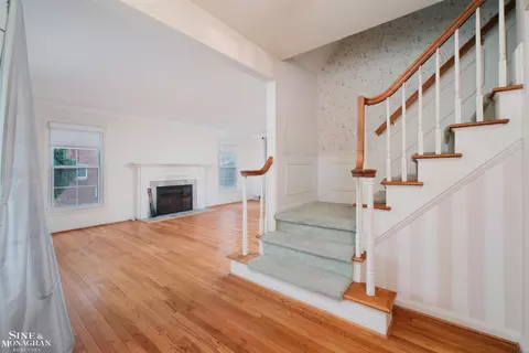 Living - 1726 Hawthorne, Grosse Pointe Woods, MI 48236 photo 4 of 4