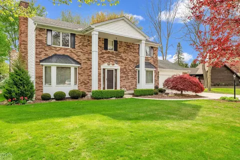 5409 Vista Belle, East China, MI 48054