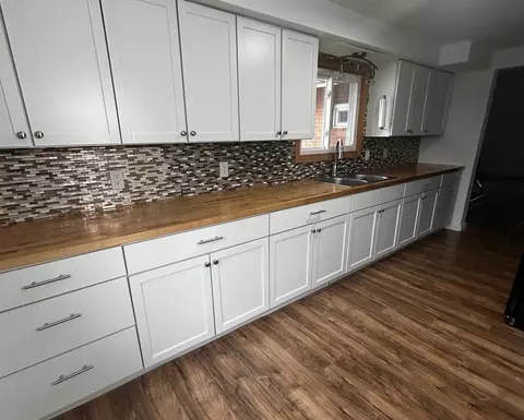 Kitchen - 408 Glidden, Beaverton, MI 48612 photo 2 of 3