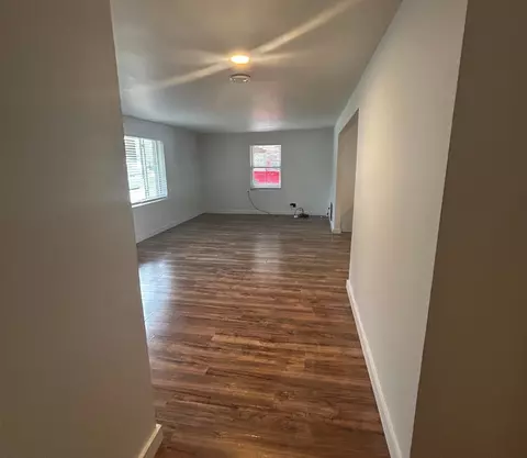 Entry Way - 408 Glidden, Beaverton, MI 48612 photo 2 of 2