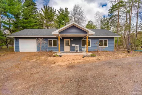 101 Veda, Marquette, MI 49855