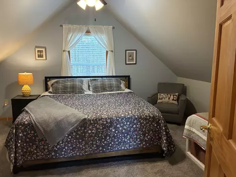 Bedroom - 5019 Kings, Gladwin, MI 48624 photo 3 of 6