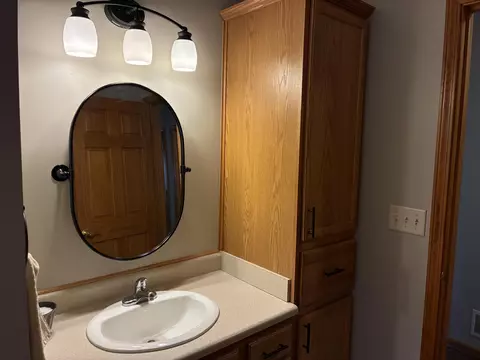 Bath - 5019 Kings, Gladwin, MI 48624 photo 2 of 7