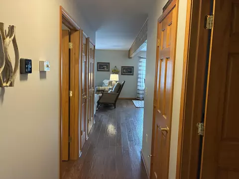 Entry Way - 5019 Kings, Gladwin, MI 48624 photo 3 of 5