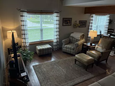 Living - 5019 Kings, Gladwin, MI 48624 photo 3 of 4