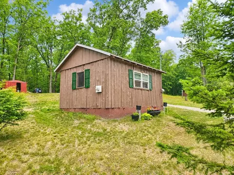 303 N Beverly, Harrison, MI 48625