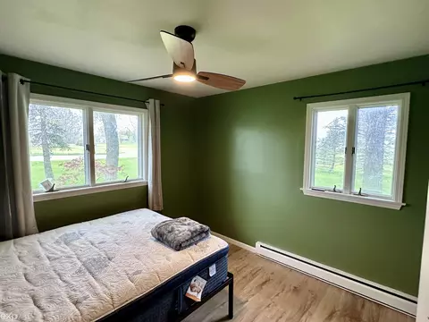 Bedroom - 8804 Wildcat, Jeddo, MI 48032 photo 4 of 7
