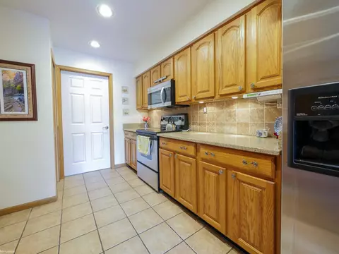 Kitchen - 1950 Jackson, Saint Clair, MI 48079 photo 3 of 3