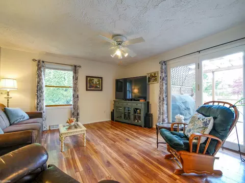 Living - 1950 Jackson, Saint Clair, MI 48079 photo 2 of 2