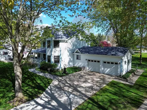 1950 Jackson, Saint Clair, MI 48079