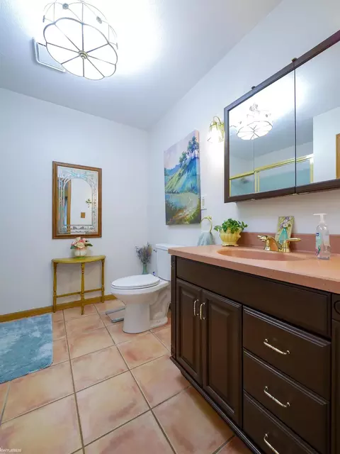 Bath - 1950 Jackson, Saint Clair, MI 48079 photo 3 of 4