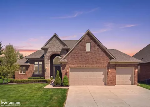 54958 Lawson Crk, Shelby Township, MI 48316