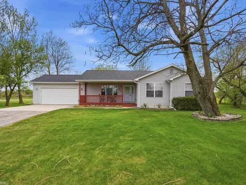 4673 Smiths Crk, Kimball, MI 48074