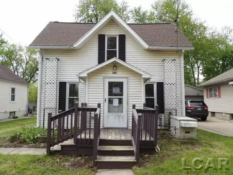 1138 E Hunt, Adrian, MI 49221