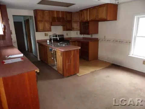 Kitchen - 1138 E Hunt, Adrian, MI 49221 photo 1 of 2