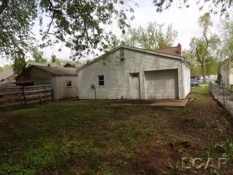 Exterior - 1138 E Hunt, Adrian, MI 49221 photo 3 of 4