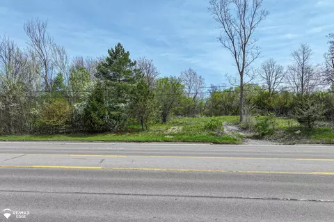 3353 S S Ctr, Burton, MI 48519