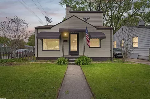 22622 Sharrow, Warren, MI 48089