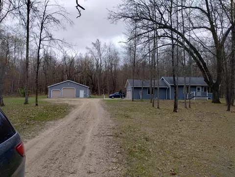 11091 W Eight Point Lk, Lake, MI 48632