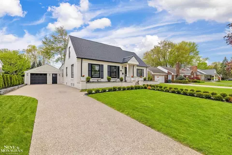 Exterior - 773 Hawthorne, Grosse Pointe Woods, MI 48236 photo 2 of 11