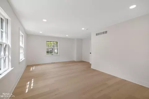Other - 773 Hawthorne, Grosse Pointe Woods, MI 48236 photo 5 of 14
