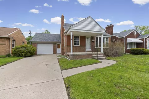 27207 Little Mack, Saint Clair Shores, MI 48081