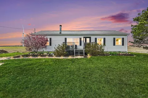 4405 N Merrill, Merrill, MI 48637