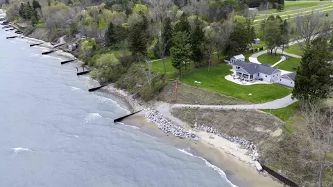 6655 Lakeshore, Lexington, MI 48450