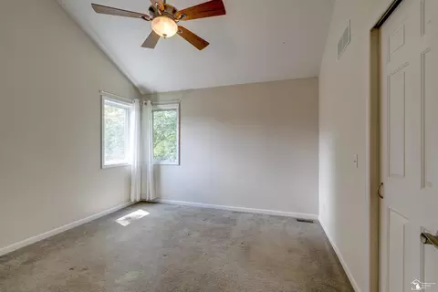 Bedroom - 6773 Lockmill, Temperance, MI 48182 photo 4 of 7