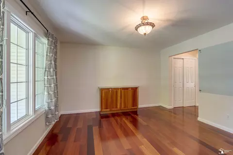 Living - 6773 Lockmill, Temperance, MI 48182 photo 6 of 6
