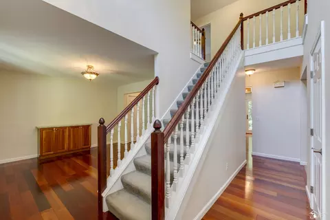 Entry Way - 6773 Lockmill, Temperance, MI 48182 photo 3 of 5