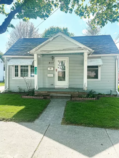 820 Michigan, Bay City, MI 48708