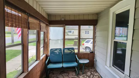 Exterior - 513 N Broad, Adrian, MI 49221 photo 7 of 7