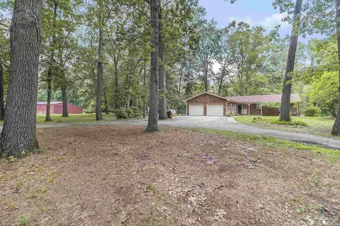 2600 Meanwell, Petersburg, MI 49270