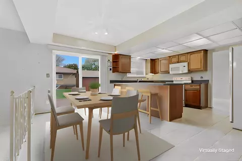 Dining - 4021 Augustine, Sterling Heights, MI 48310 photo 2 of 2