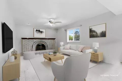 Living - 4021 Augustine, Sterling Heights, MI 48310 photo 2 of 3