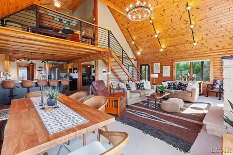 Dining - 4401 Kopke, Britton, MI 49229 photo 1 of 5