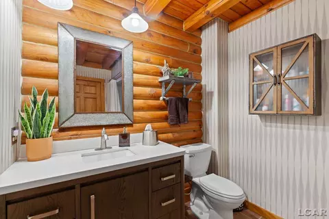 Bath - 4401 Kopke, Britton, MI 49229 photo 1 of 5