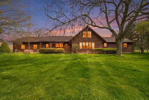Exterior - 5800 Deckerville, Deckerville, MI 48427 photo 2 of 15