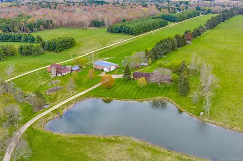 Other - 5800 Deckerville, Deckerville, MI 48427 photo 2 of 16