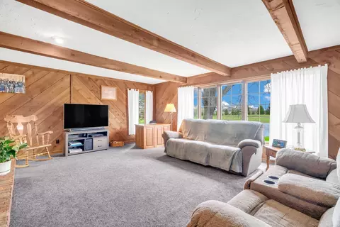 Living - 5800 Deckerville, Deckerville, MI 48427 photo 2 of 3