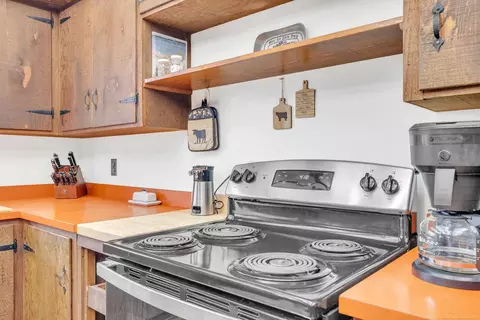 Kitchen - 5800 Deckerville, Deckerville, MI 48427 photo 6 of 6