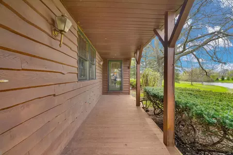 Exterior - 5800 Deckerville, Deckerville, MI 48427 photo 6 of 15