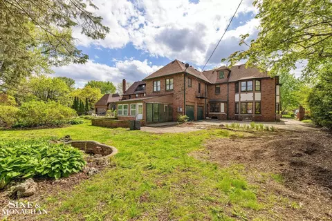 Exterior - 1350 Buckingham, Grosse Pointe Park, MI 48230 photo 9 of 9