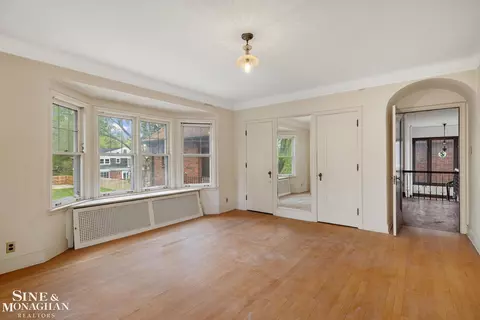 Bedroom - 1350 Buckingham, Grosse Pointe Park, MI 48230 photo 3 of 6