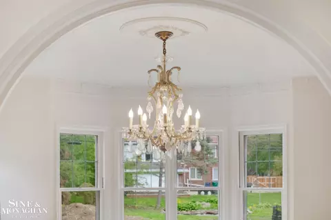 Dining - 1350 Buckingham, Grosse Pointe Park, MI 48230 photo 1 of 2